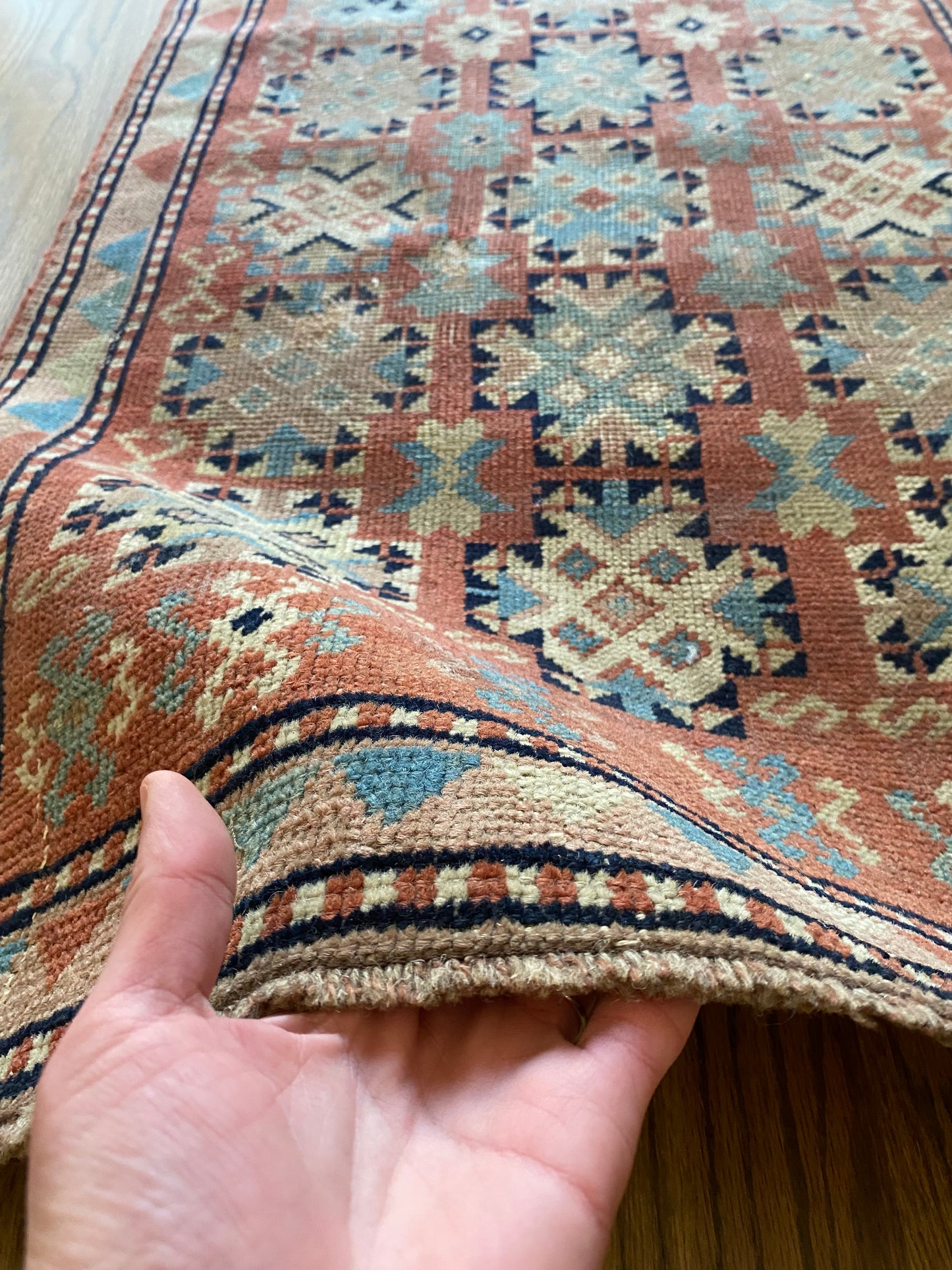 Camille 2’2 x 3’9.5