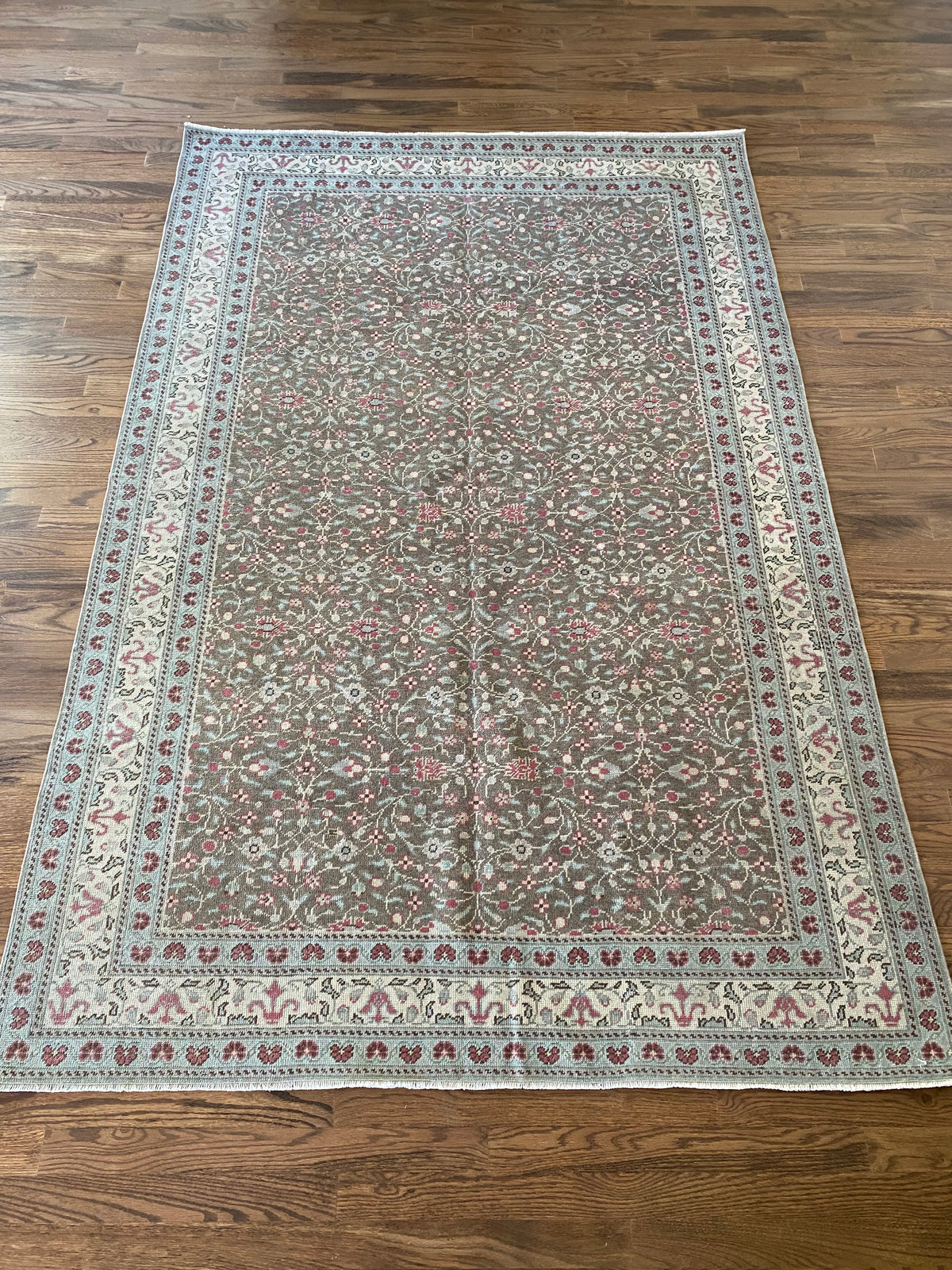 Vintage Kayseri Wool Rug 4’10”x7’3” – Hand-Knotted Mushroom Scatter Rug | Jillian