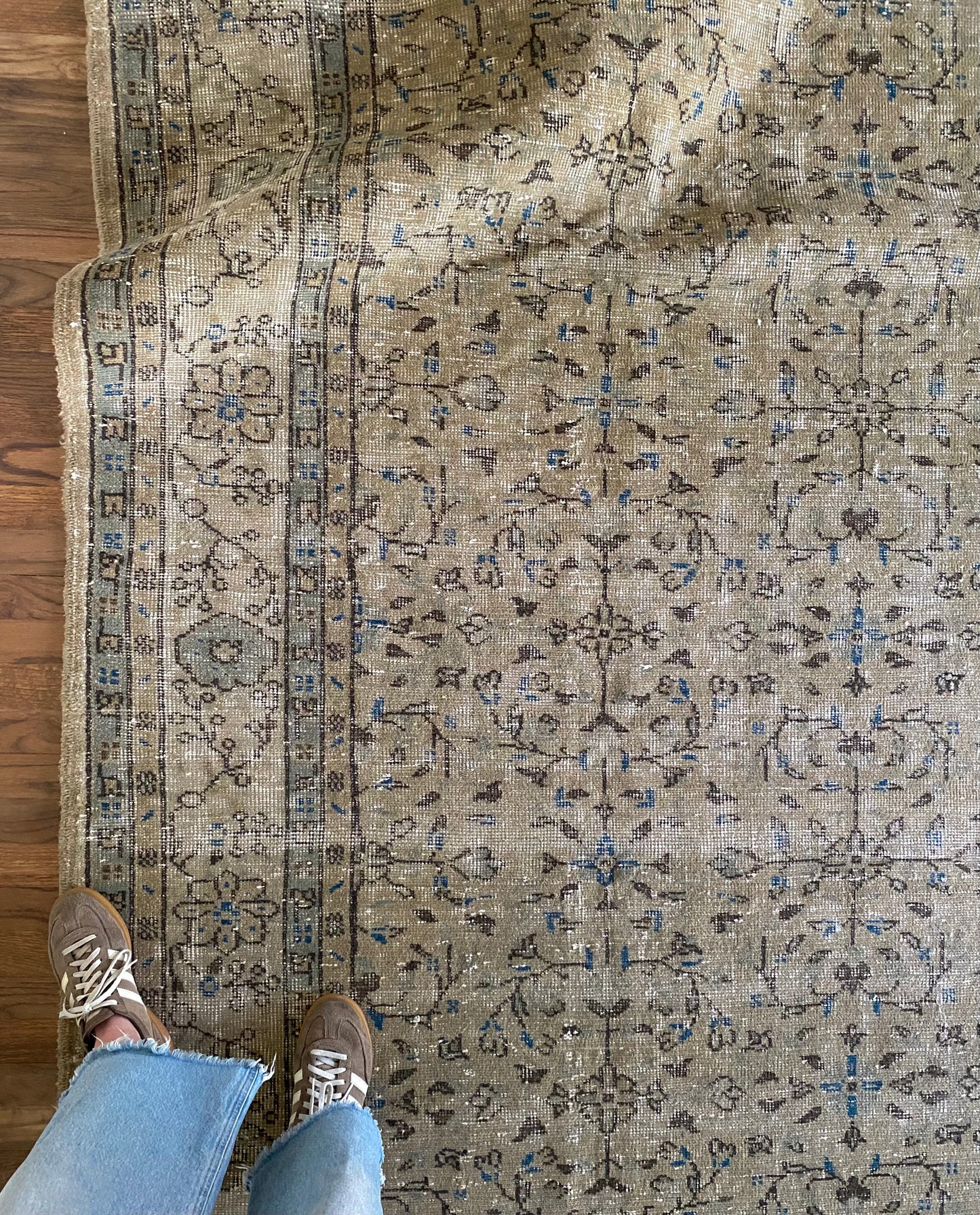 Vintage Turkish Wool Area Rug 9’4x12’2” – Hand-Knotted Neutral Rug | Rory