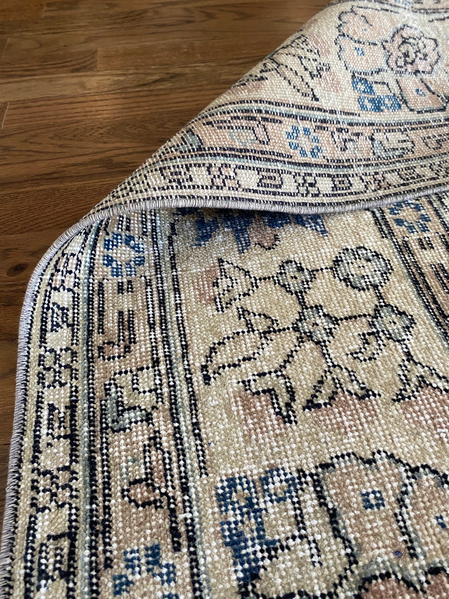 Khloe 8’7.5 x 12’2.5