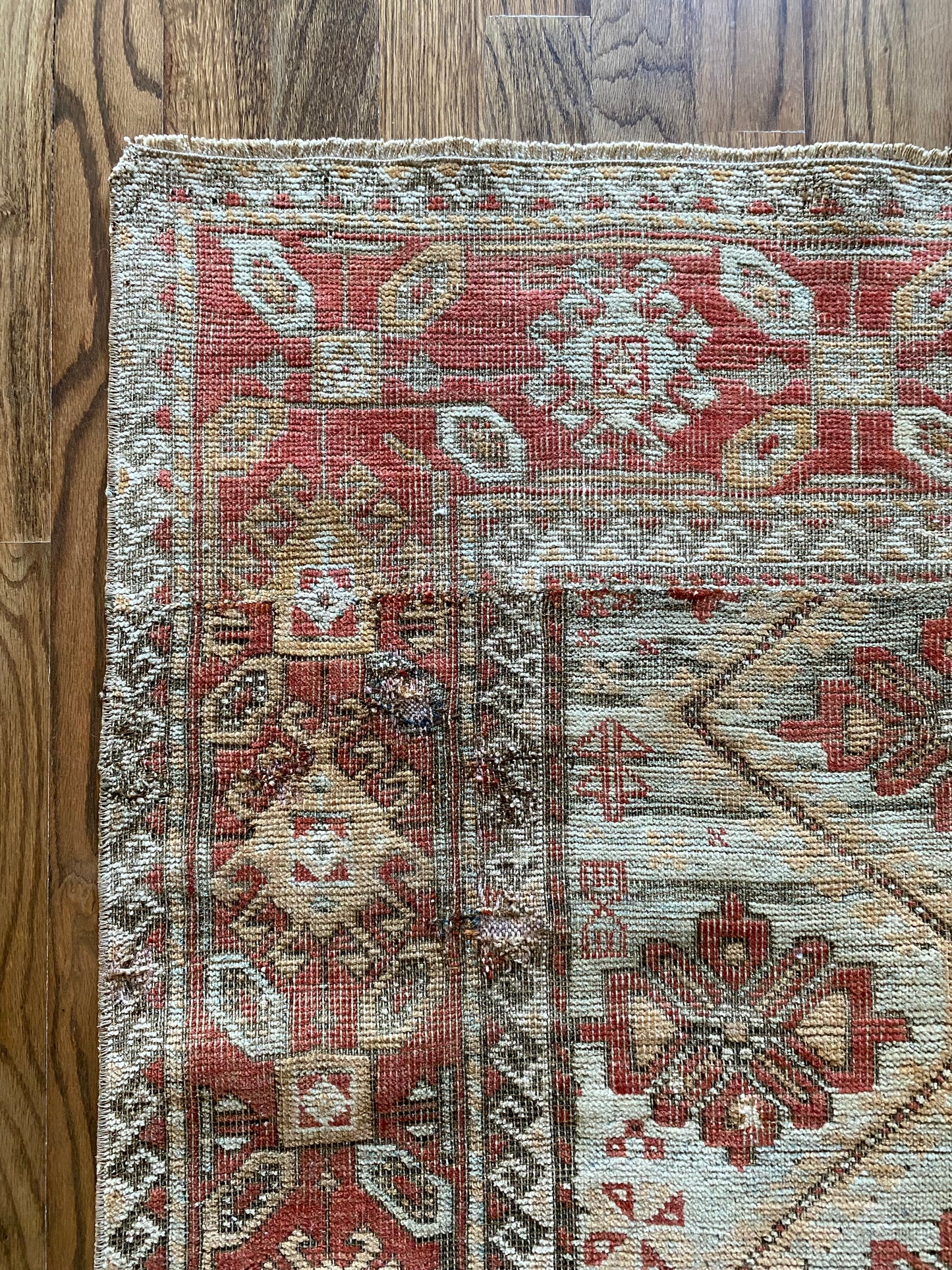 Odette 2’10 x 5’9