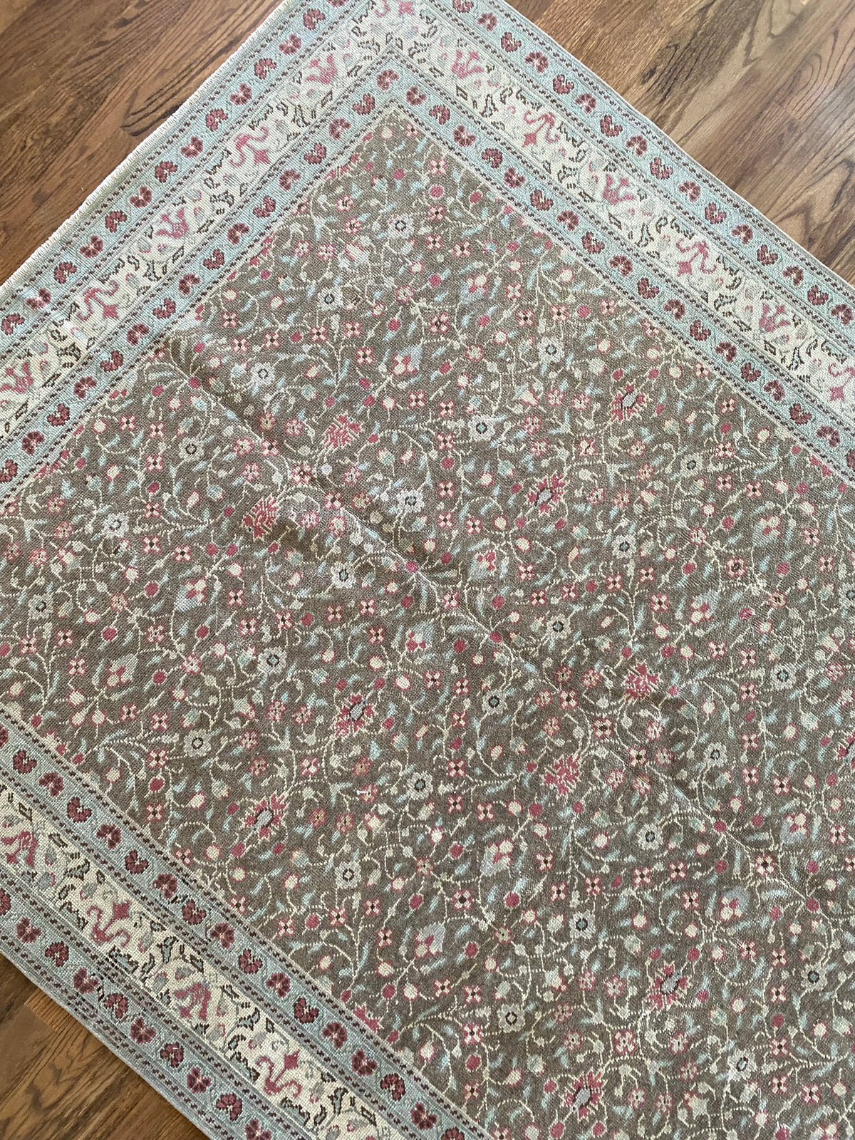 Vintage Kayseri Wool Rug 4’10”x7’3” – Hand-Knotted Mushroom Scatter Rug | Jillian