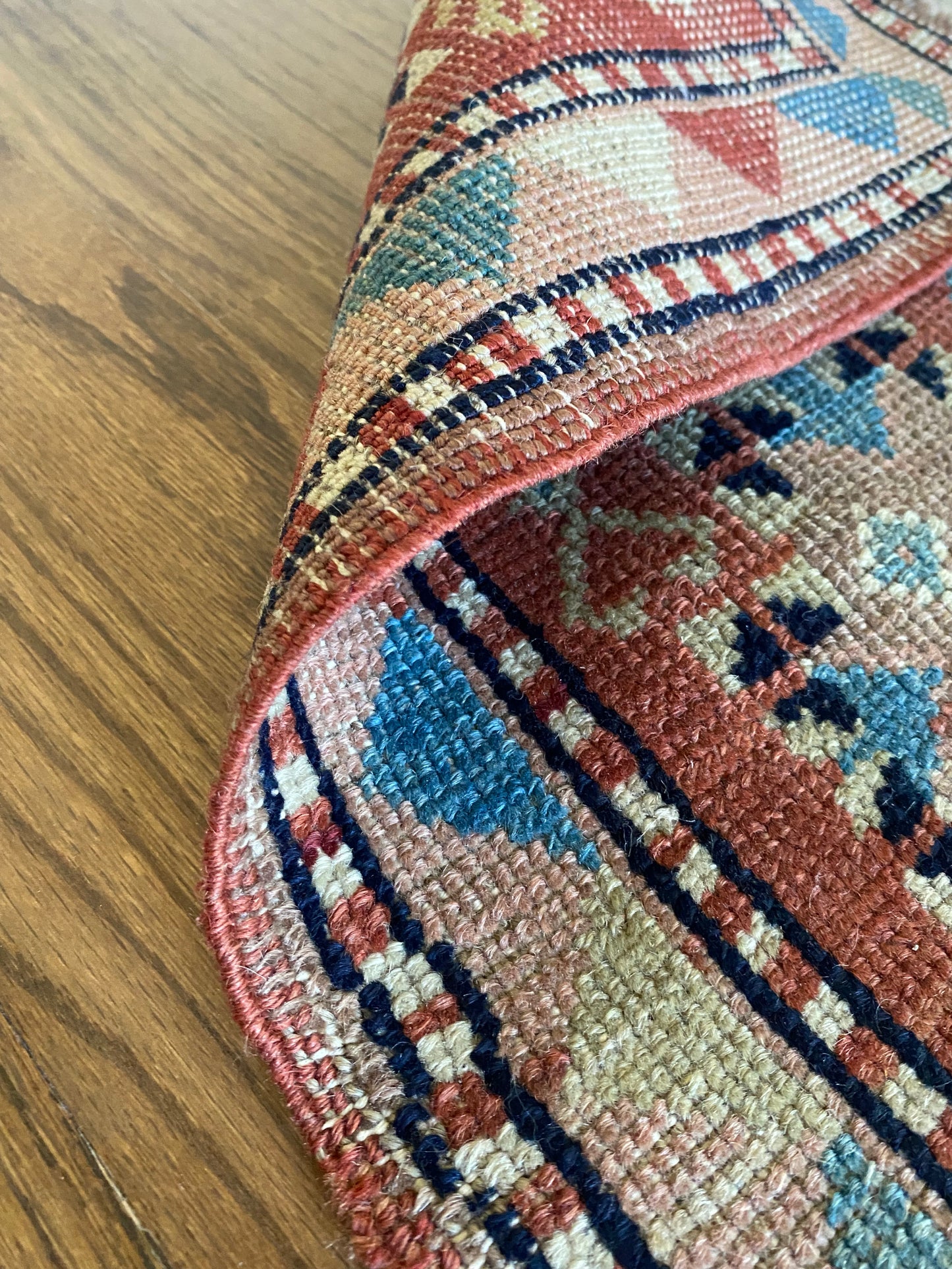 Camille 2’2 x 3’9.5