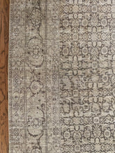 Load image into Gallery viewer, Sloane 7’7 x 10’10 (8 x 11)
