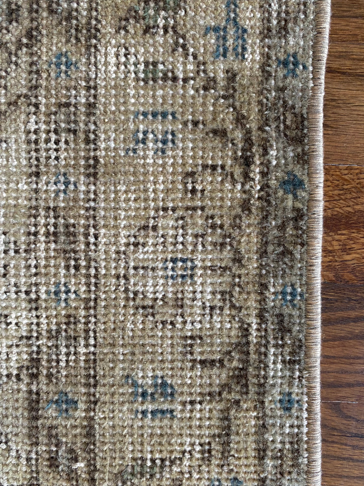 Vintage Turkish Wool Runner 3’1”x7’3” – Hand-Knotted Neutral Short Runner | Molly