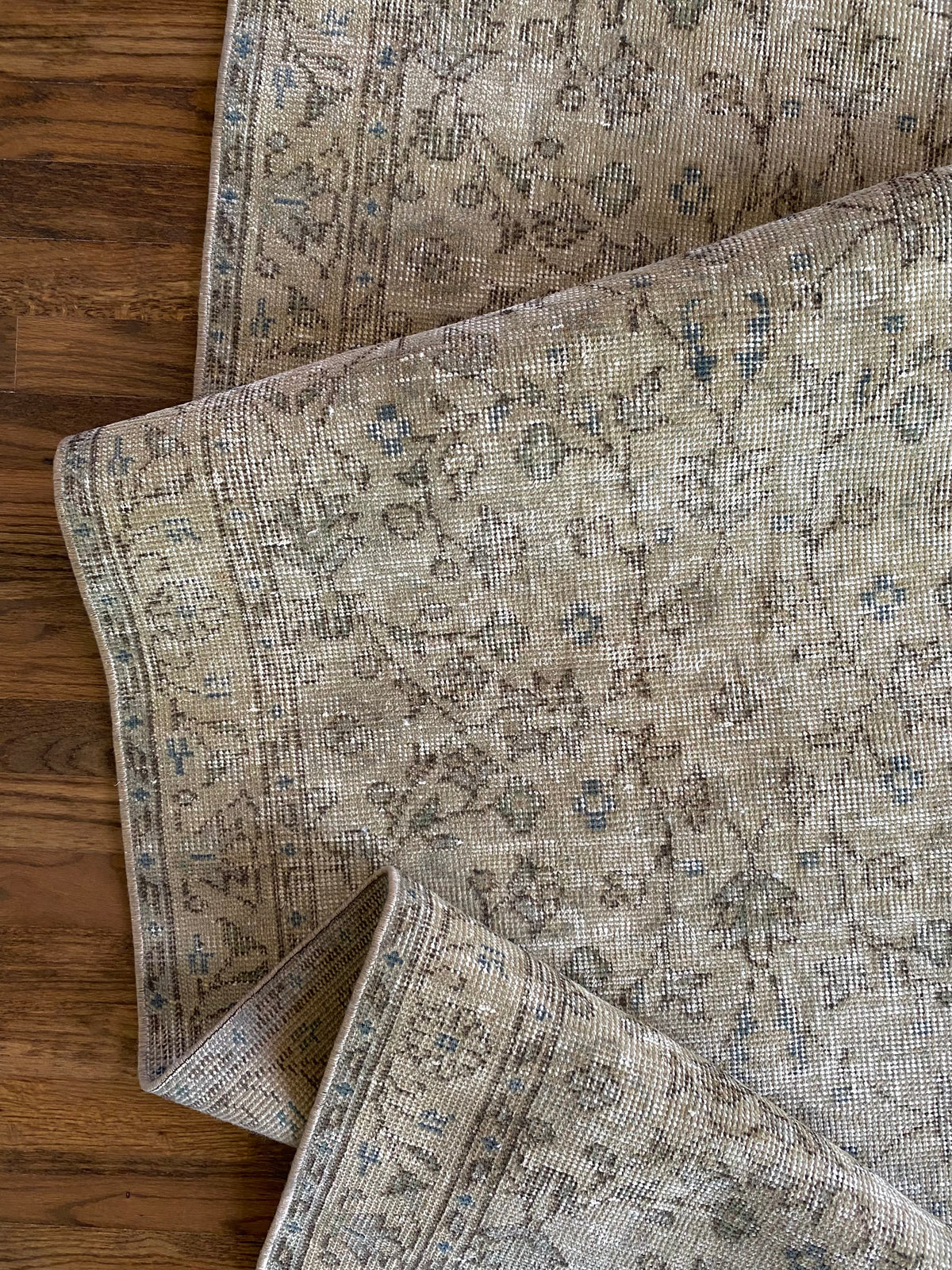 Vintage Turkish Wool Runner 3’1”x7’3” – Hand-Knotted Neutral Short Runner | Molly