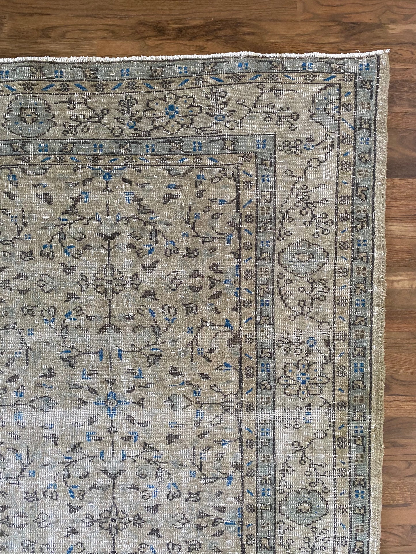Vintage Turkish Wool Area Rug 9’4x12’2” – Hand-Knotted Neutral Rug | Rory