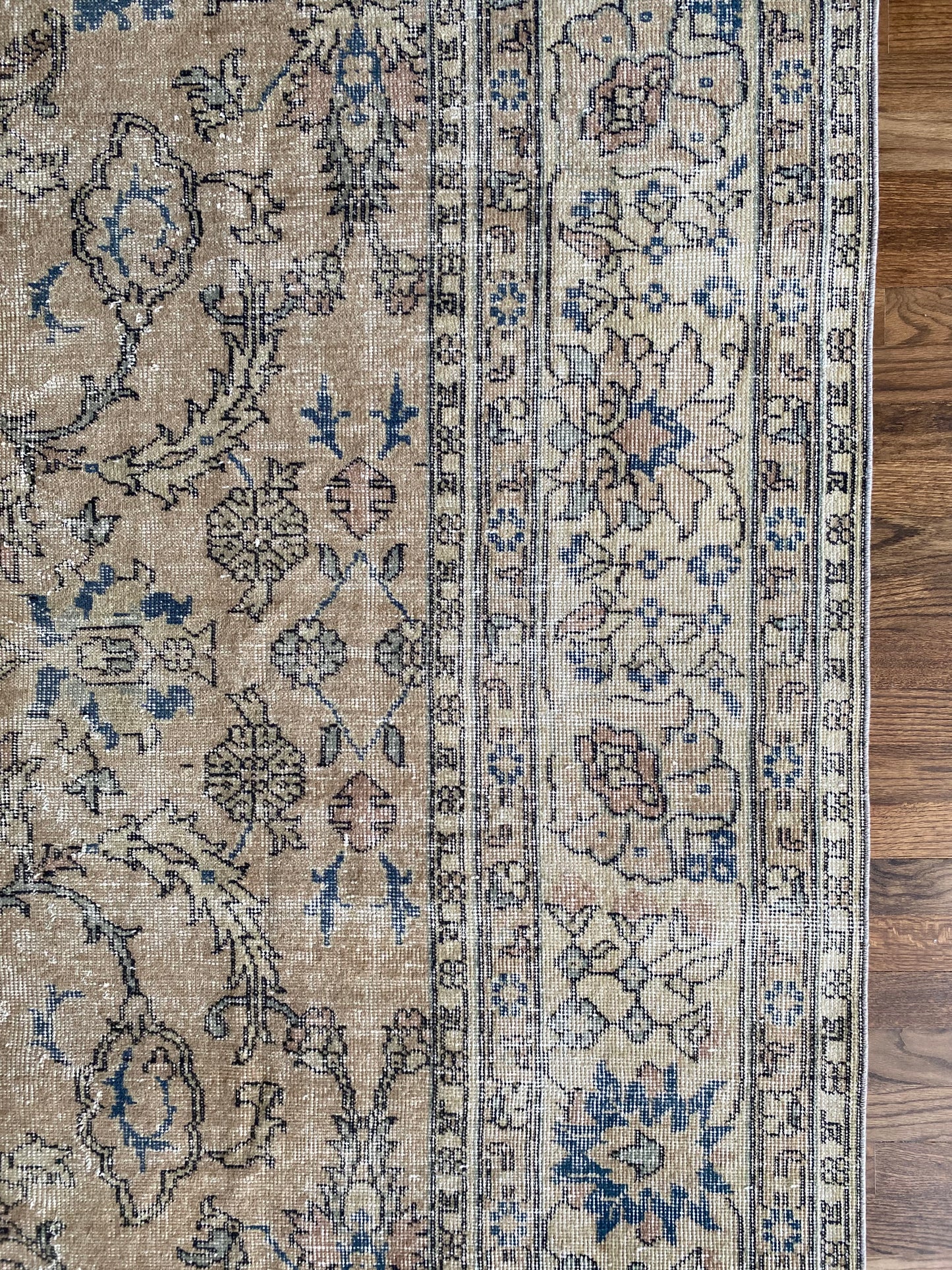 Khloe 8’7.5 x 12’2.5