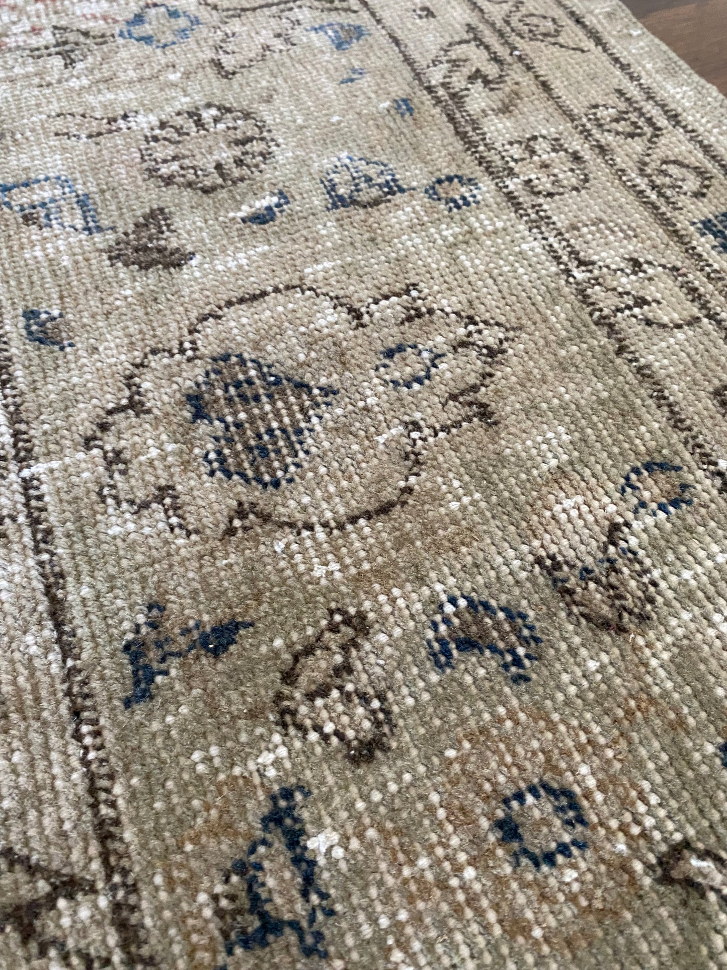 Vintage Turkish Wool Area Rug 9’10”x12’9.5” – Hand-Knotted Neutral Rug | Eden
