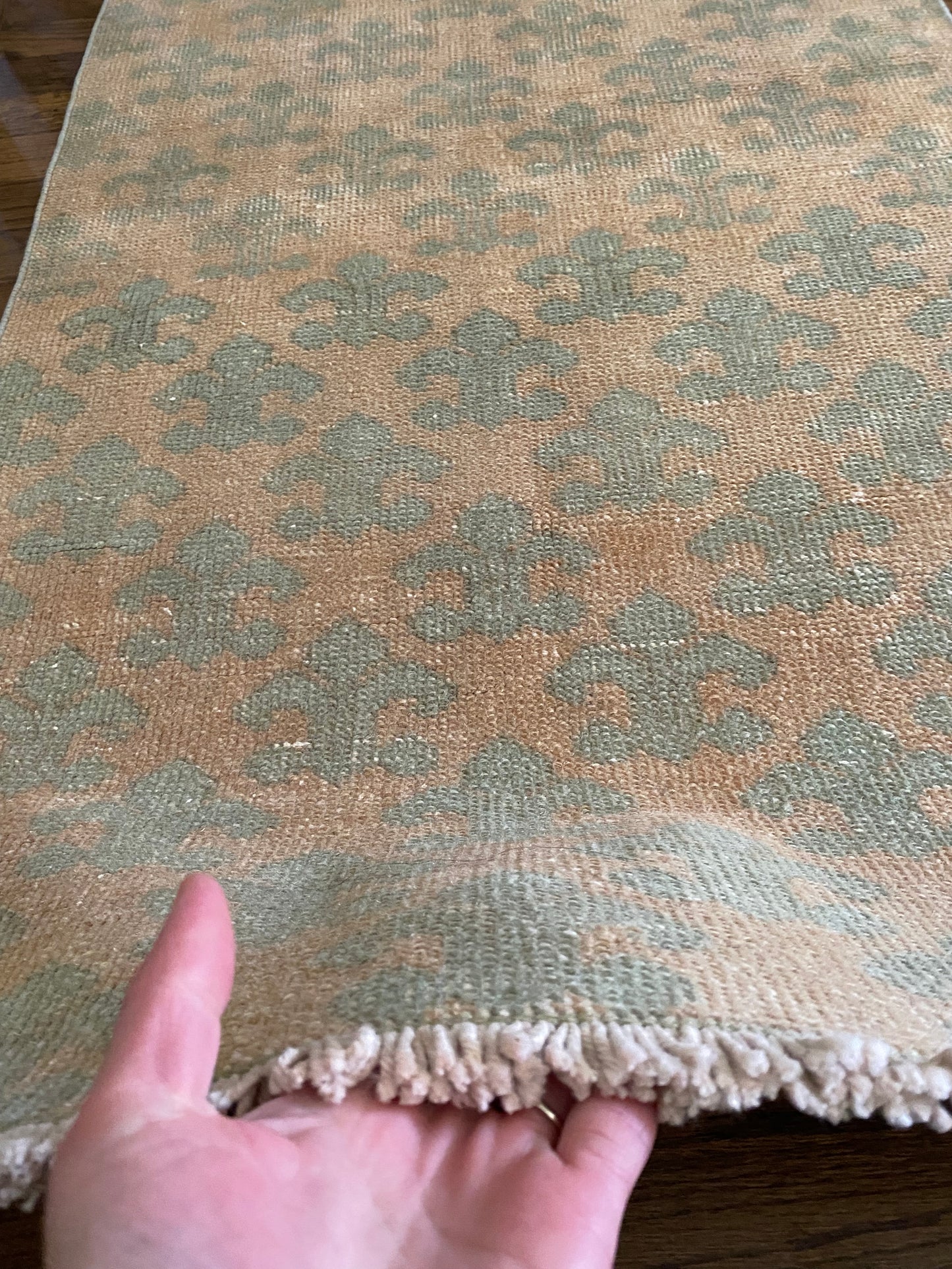Vintage Turkish Wool Runner 2’2.5 x 8’10 – Hand-Knotted Peach & Sea Foam Green Runner | Lucia