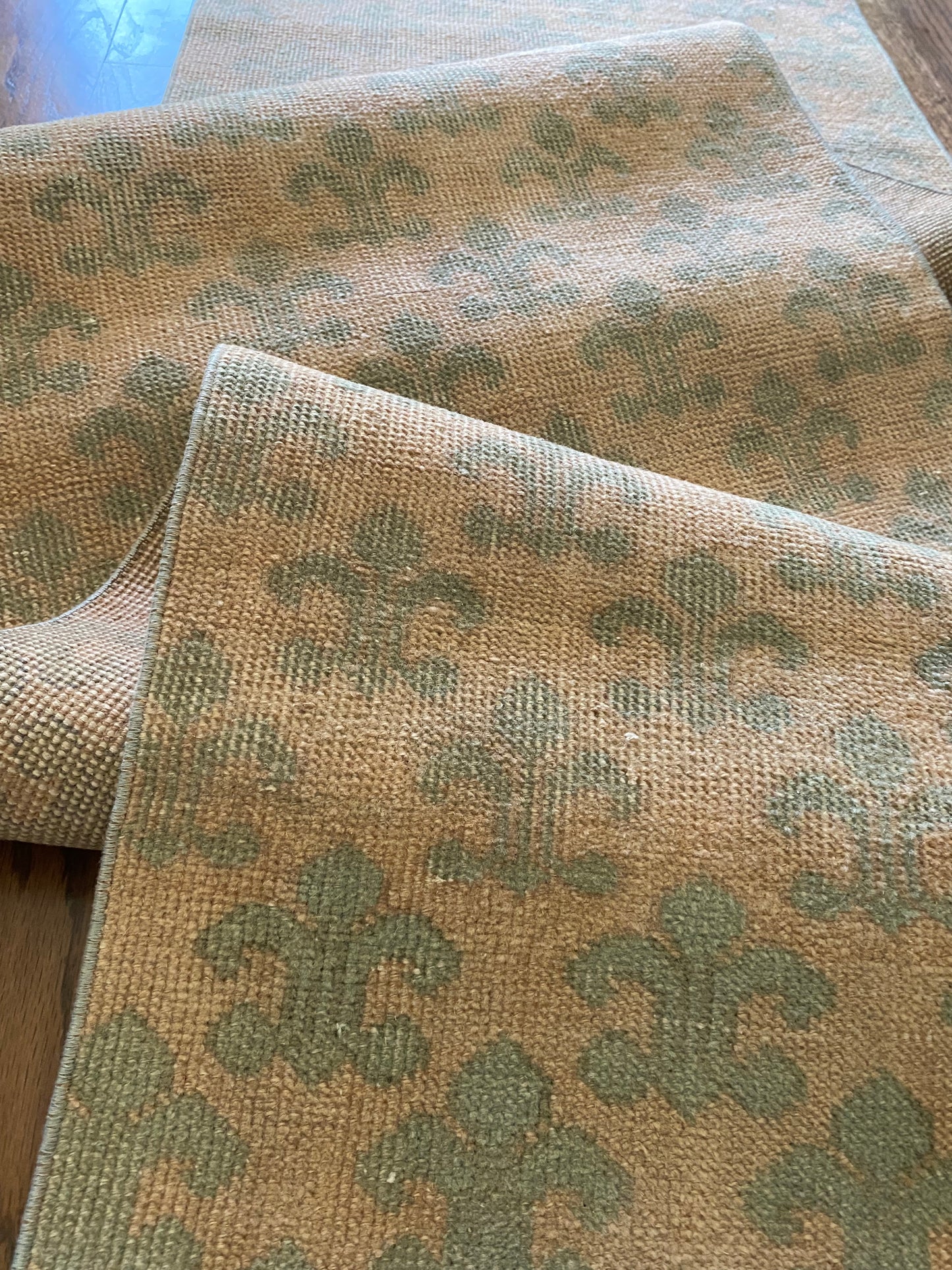 Vintage Turkish Wool Runner 2’2.5 x 8’10 – Hand-Knotted Peach & Sea Foam Green Runner | Lucia