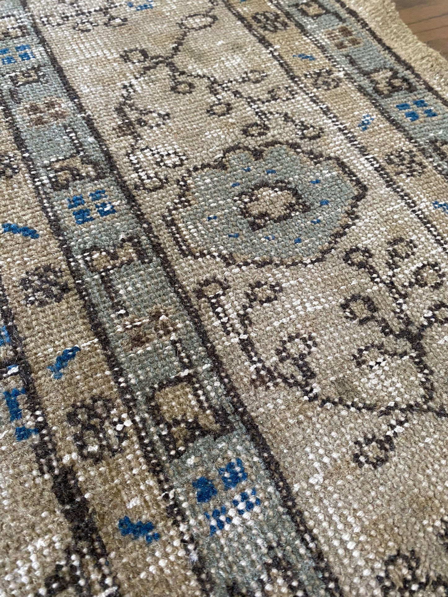 Vintage Turkish Wool Area Rug 9’4x12’2” – Hand-Knotted Neutral Rug | Rory