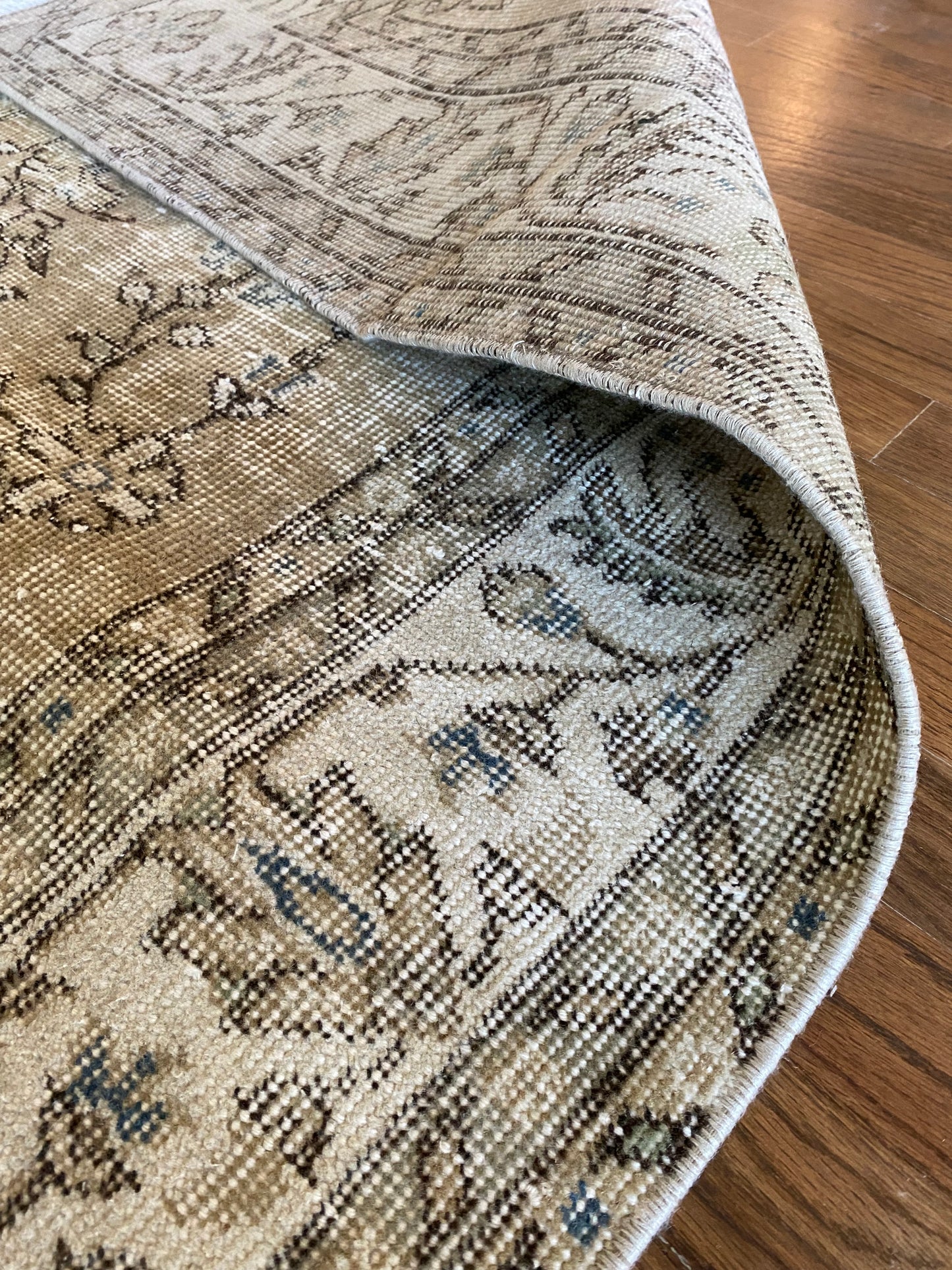 Vintage Turkish Wool Area Rug 7’9”x10’9.5” – Hand-Knotted Neutral Allover Pattern Rug | Hannah