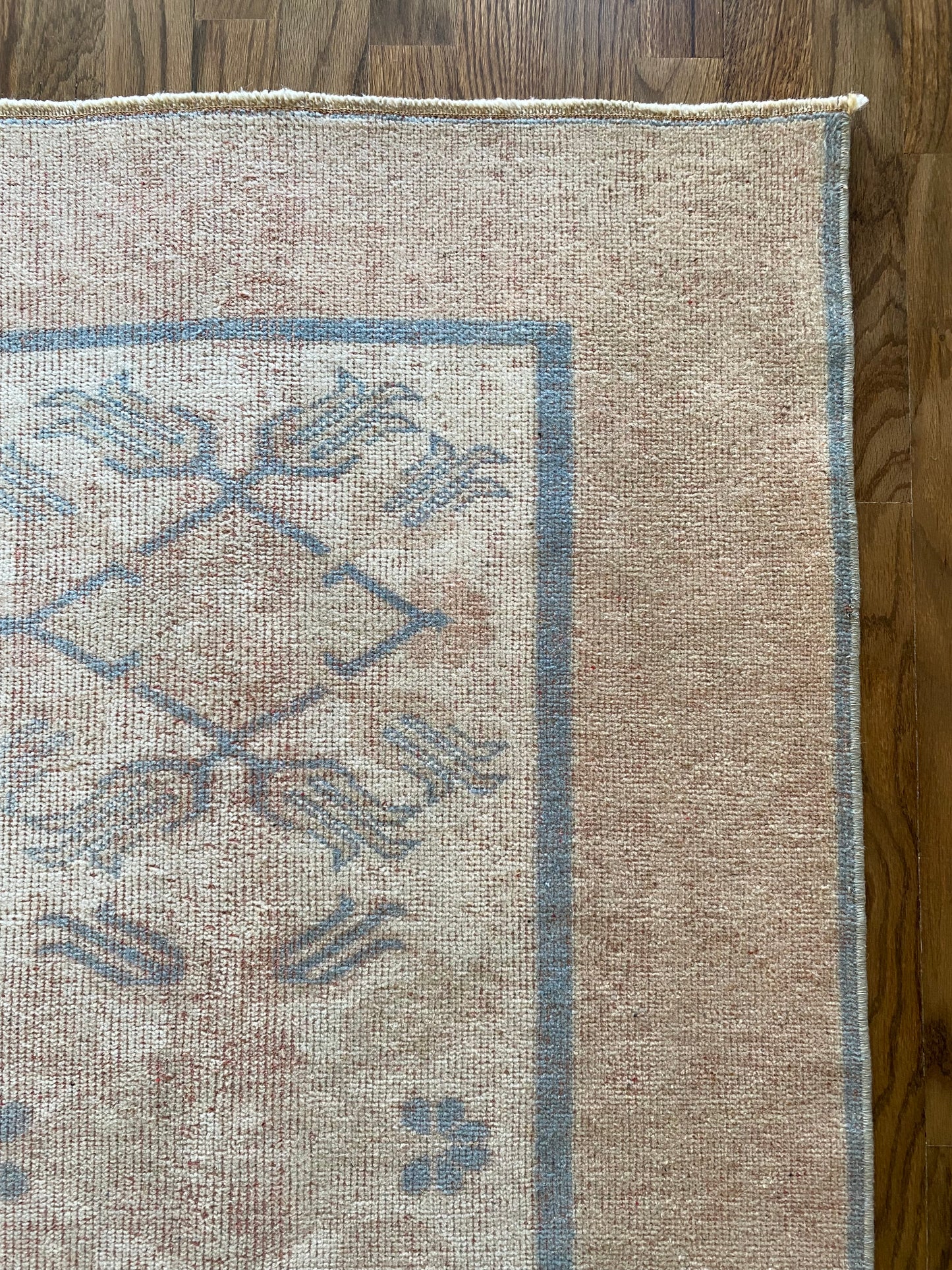 Teresa 2’8 x 6’2