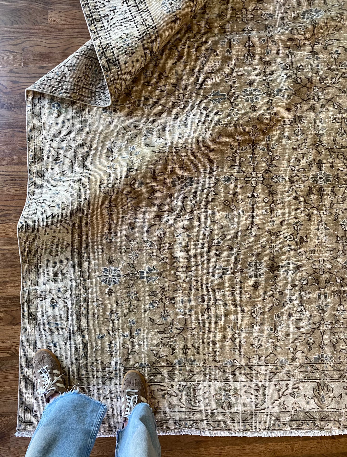 Vintage Turkish Wool Area Rug 7’9”x10’9.5” – Hand-Knotted Neutral Allover Pattern Rug | Hannah