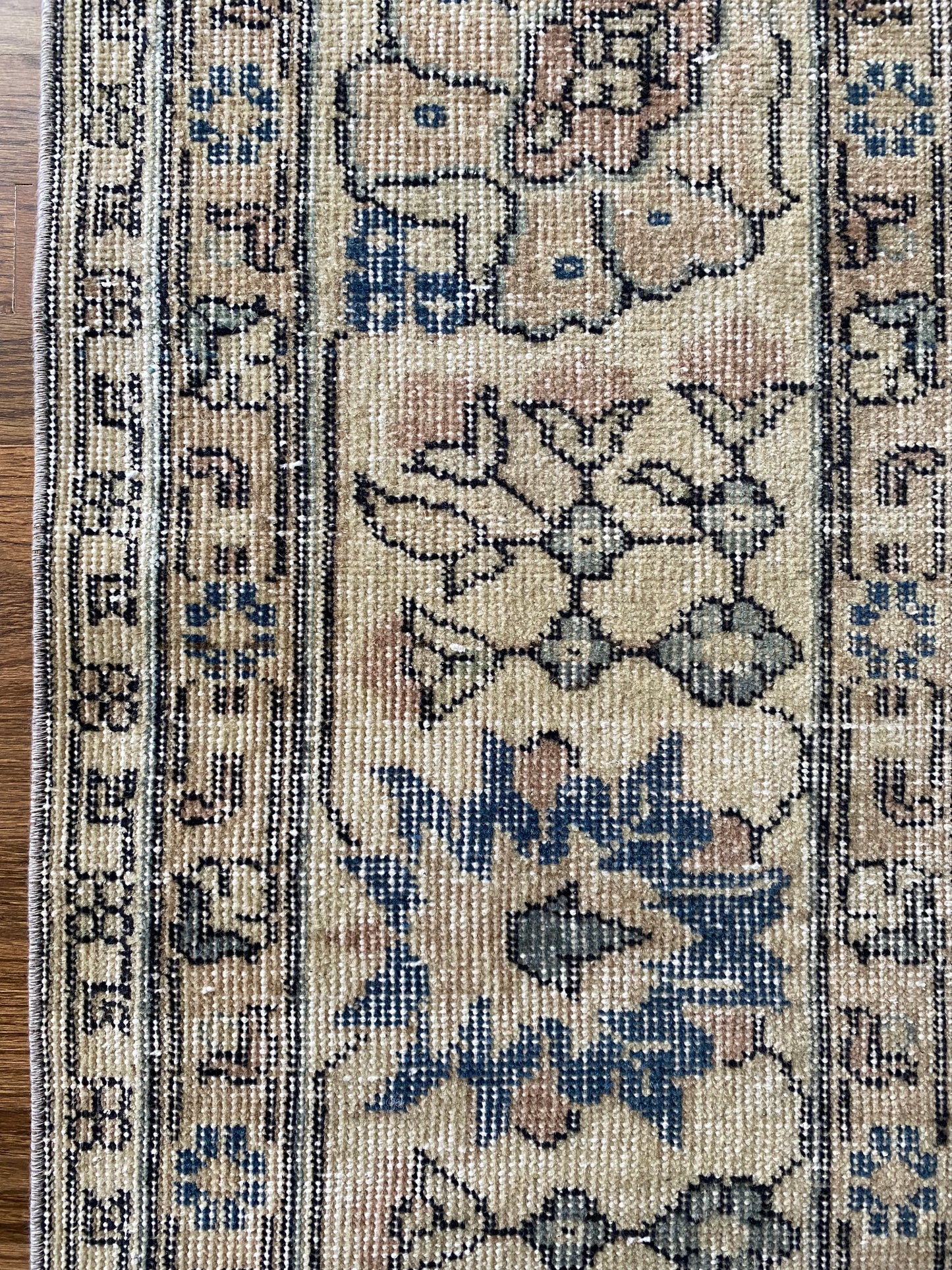 Khloe 8’7.5 x 12’2.5