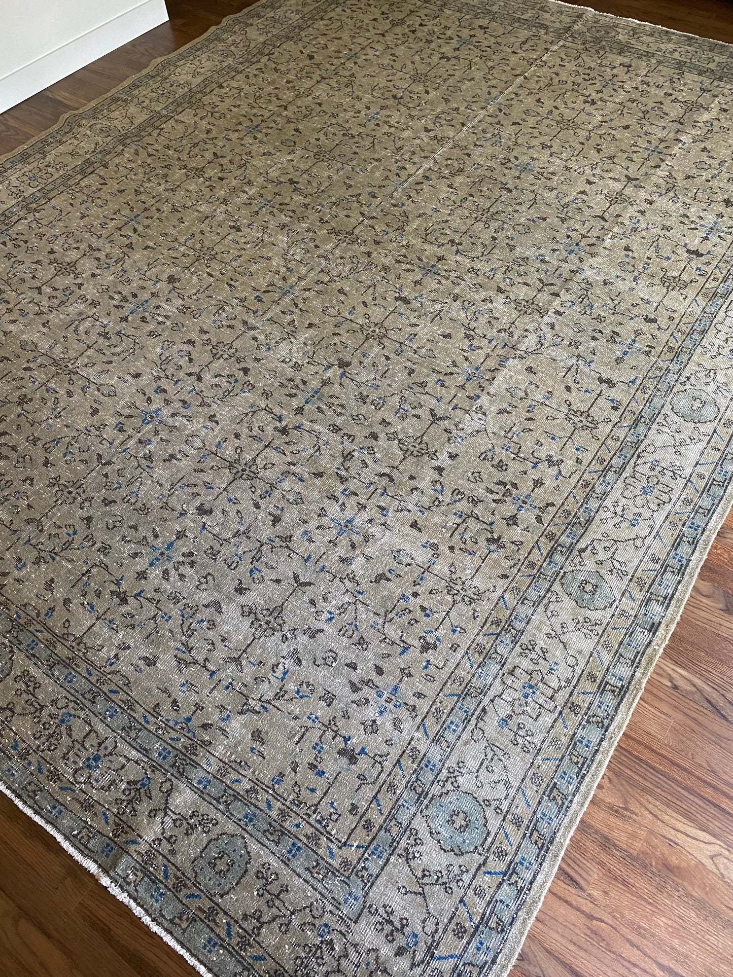 Vintage Turkish Wool Area Rug 9’4x12’2” – Hand-Knotted Neutral Rug | Rory