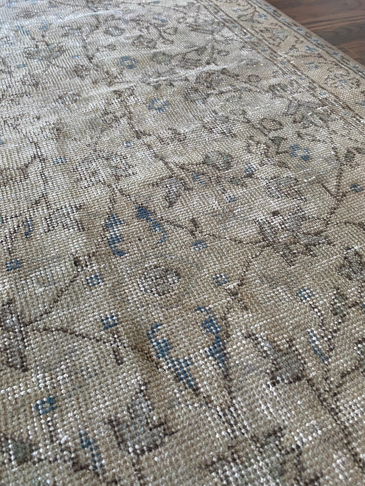 Vintage Turkish Wool Runner 3’1”x7’3” – Hand-Knotted Neutral Short Runner | Molly
