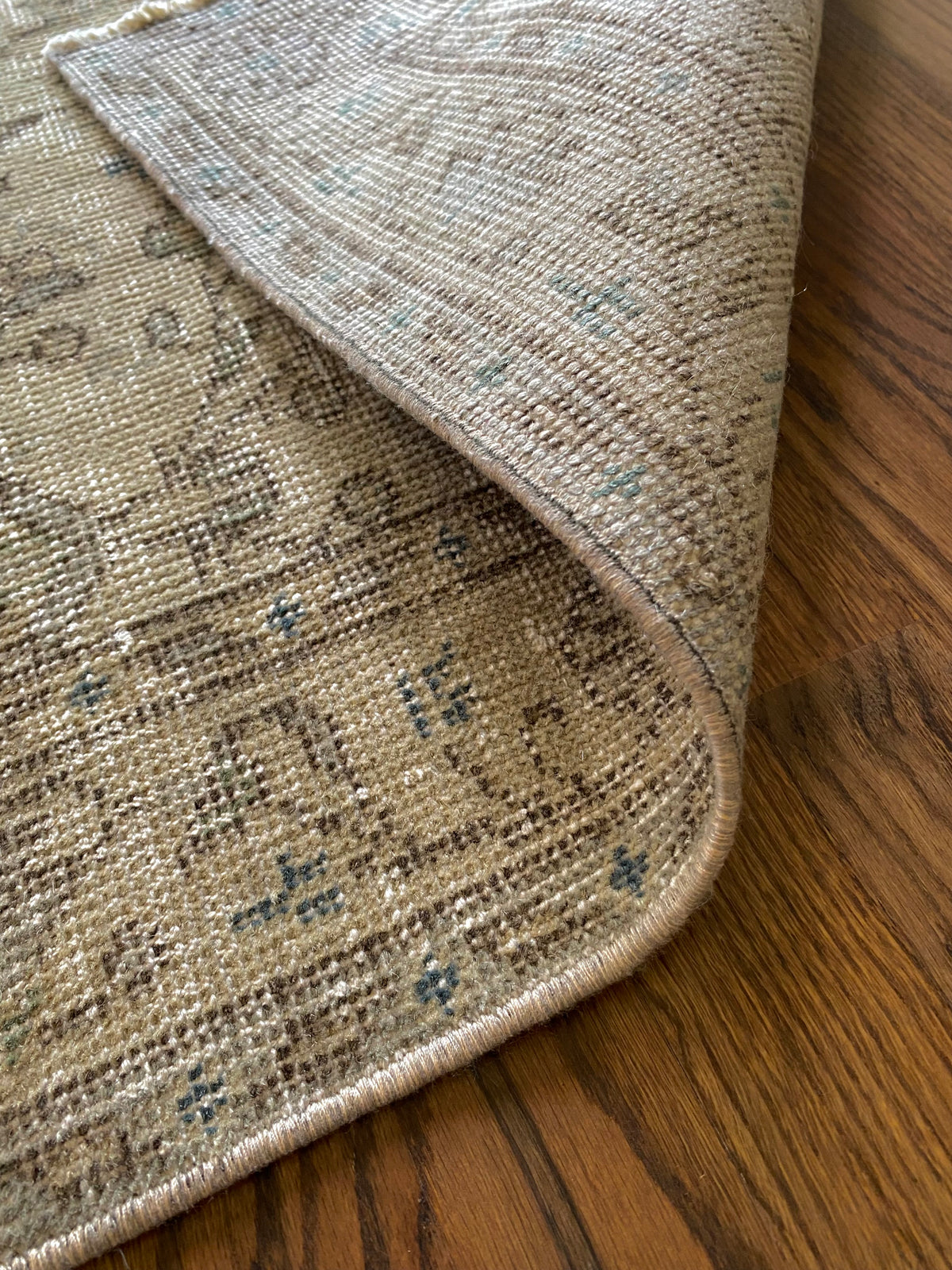 Vintage Turkish Wool Runner 3’1”x7’3” – Hand-Knotted Neutral Short Runner | Molly