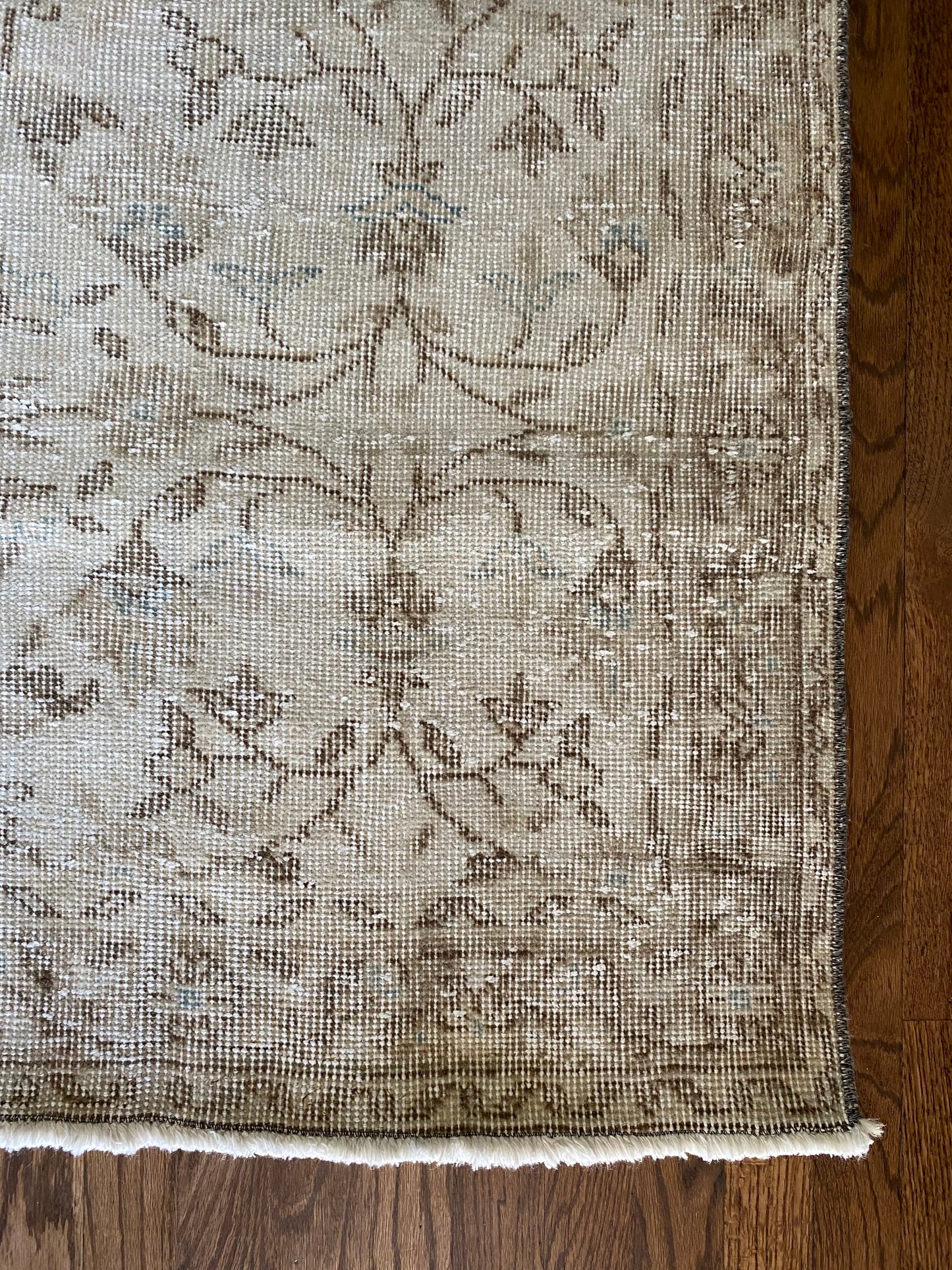 Vintage Turkish Wool Rug 3’10”x6’11” – Hand-Knotted Neutral Scatter Rug | Kendyl