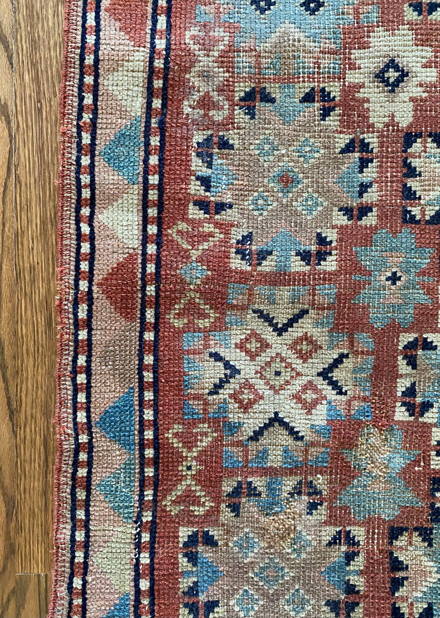 Camille 2’2 x 3’9.5