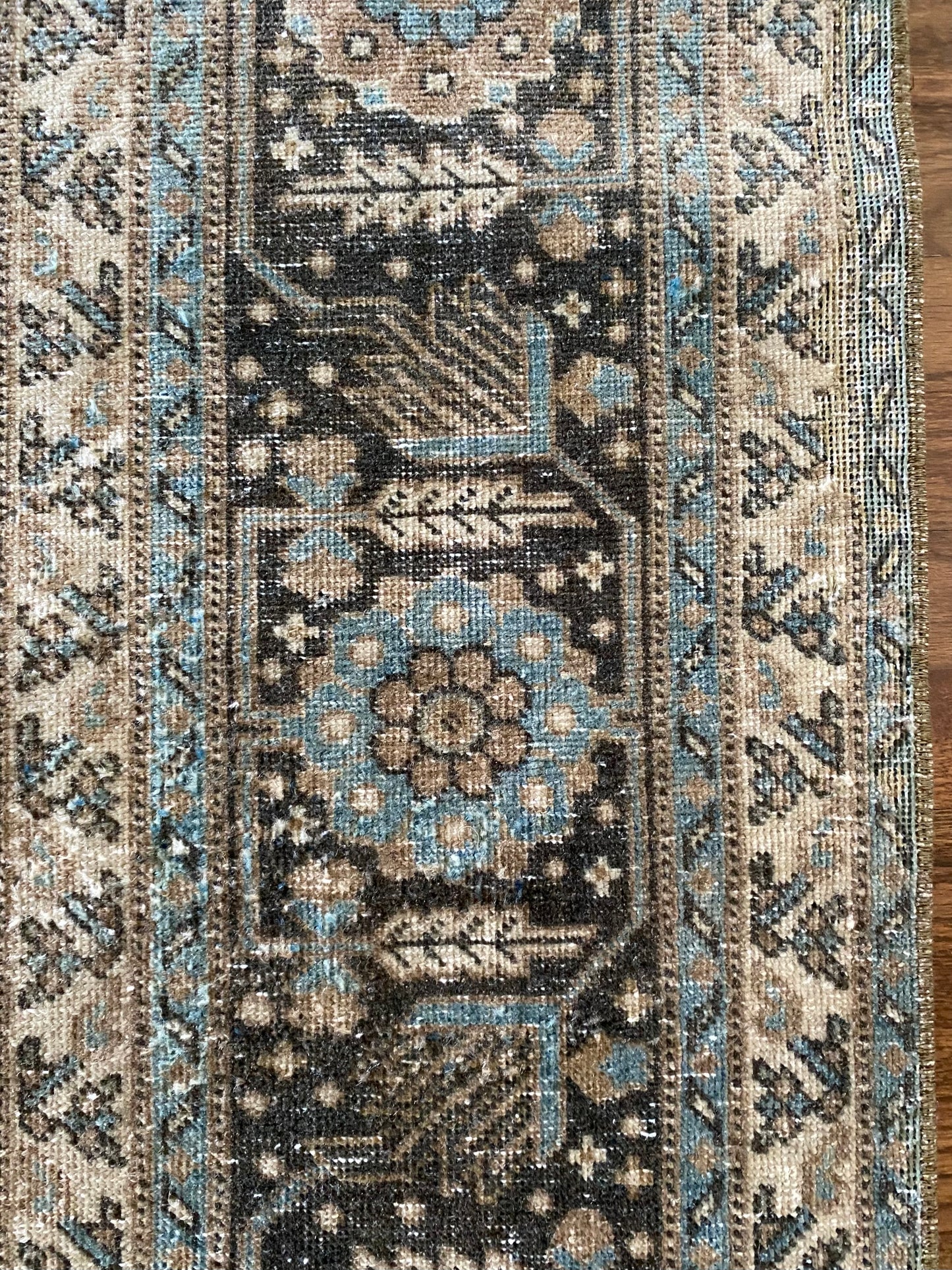 Jacqueline 7’8 x 10’8