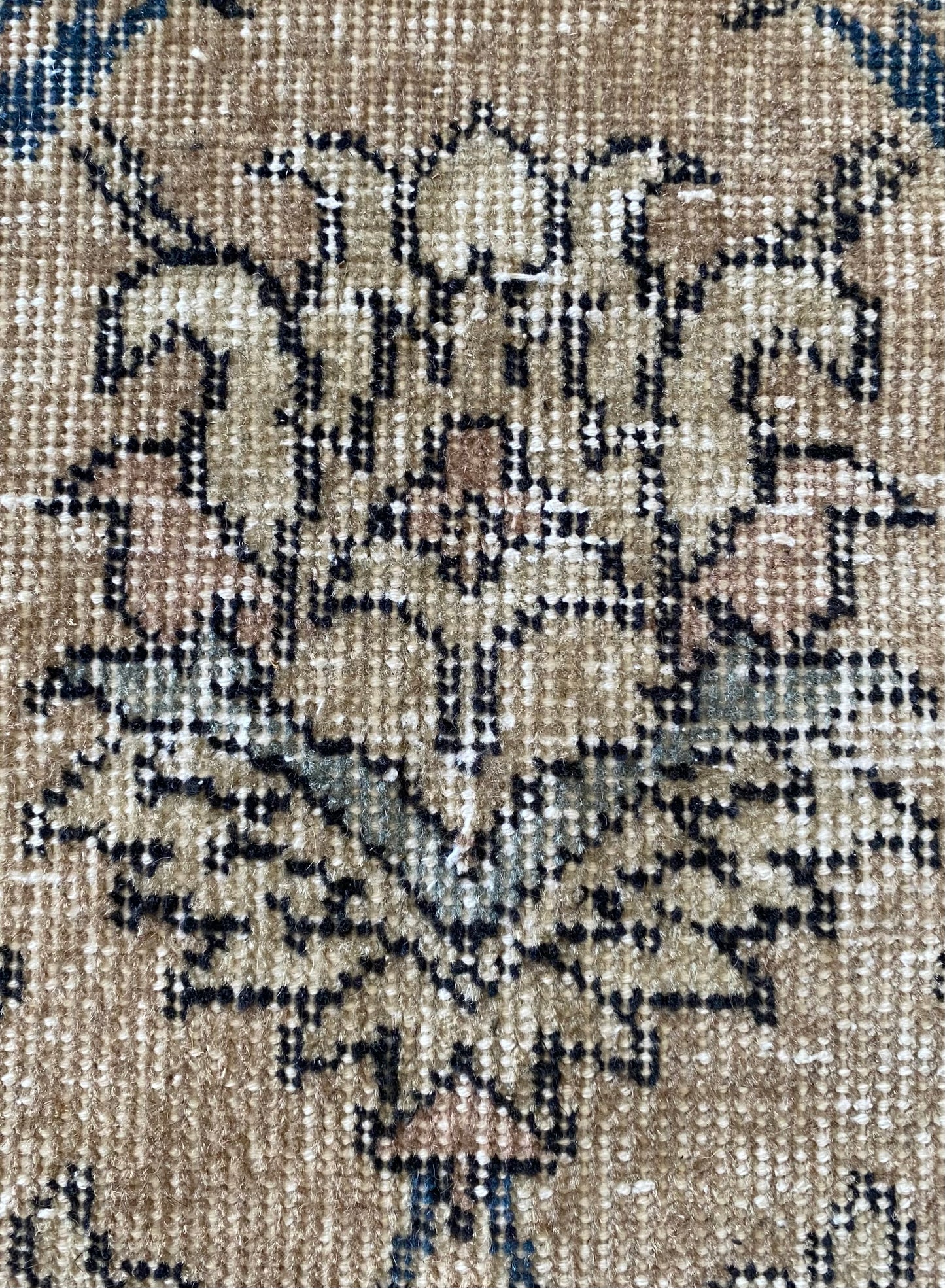 Khloe 8’7.5 x 12’2.5