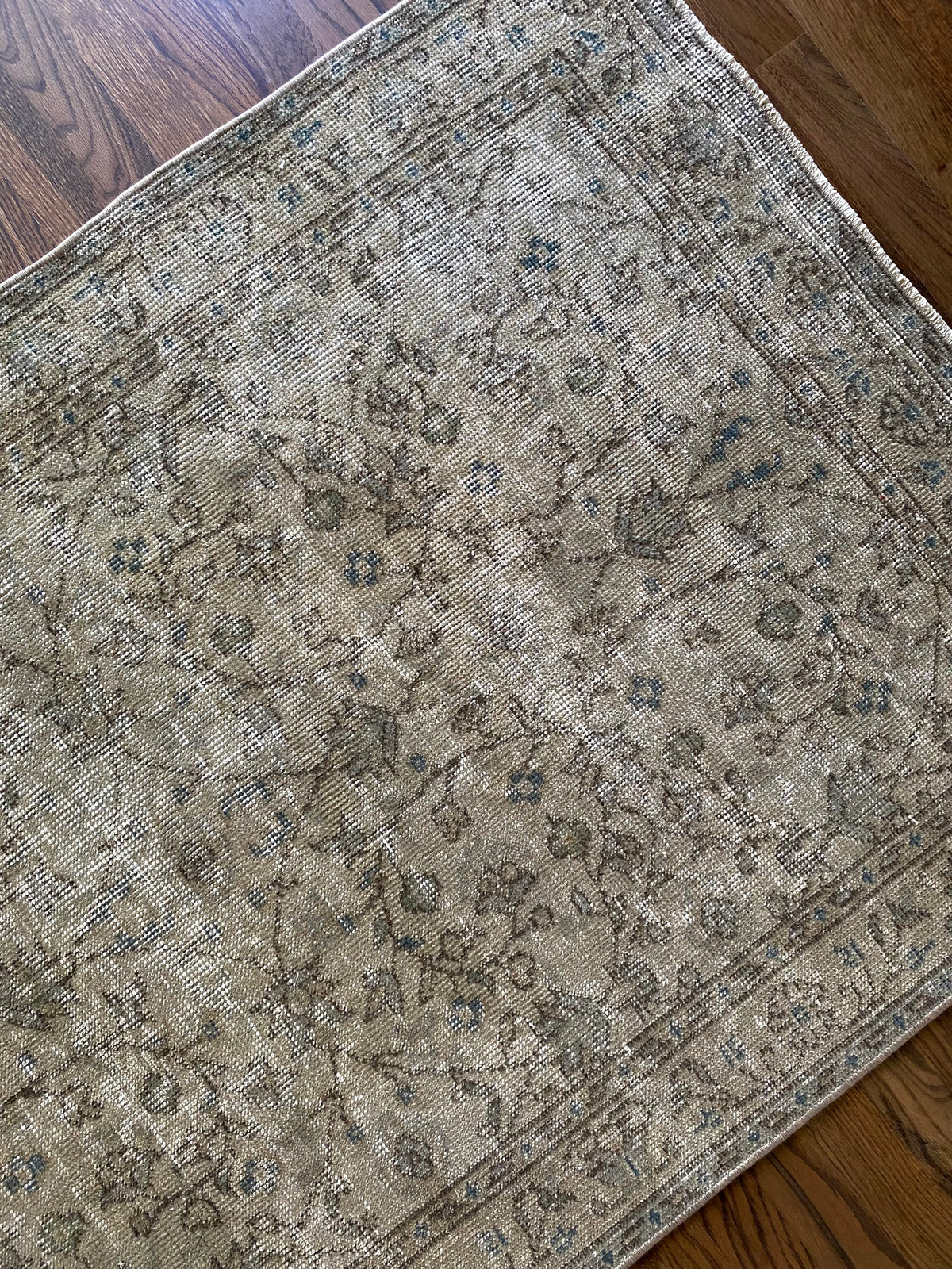 Vintage Turkish Wool Runner 3’1”x7’3” – Hand-Knotted Neutral Short Runner | Molly