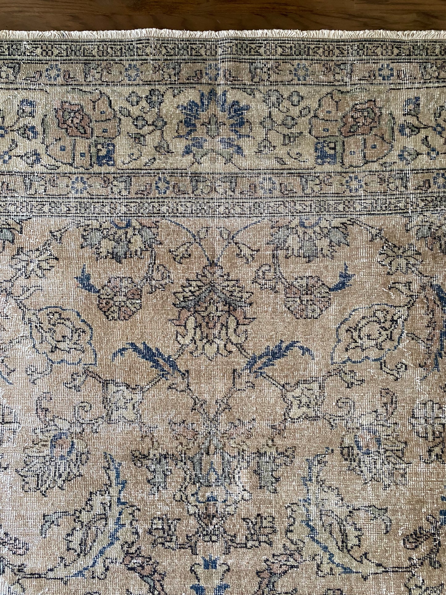 Khloe 8’7.5 x 12’2.5