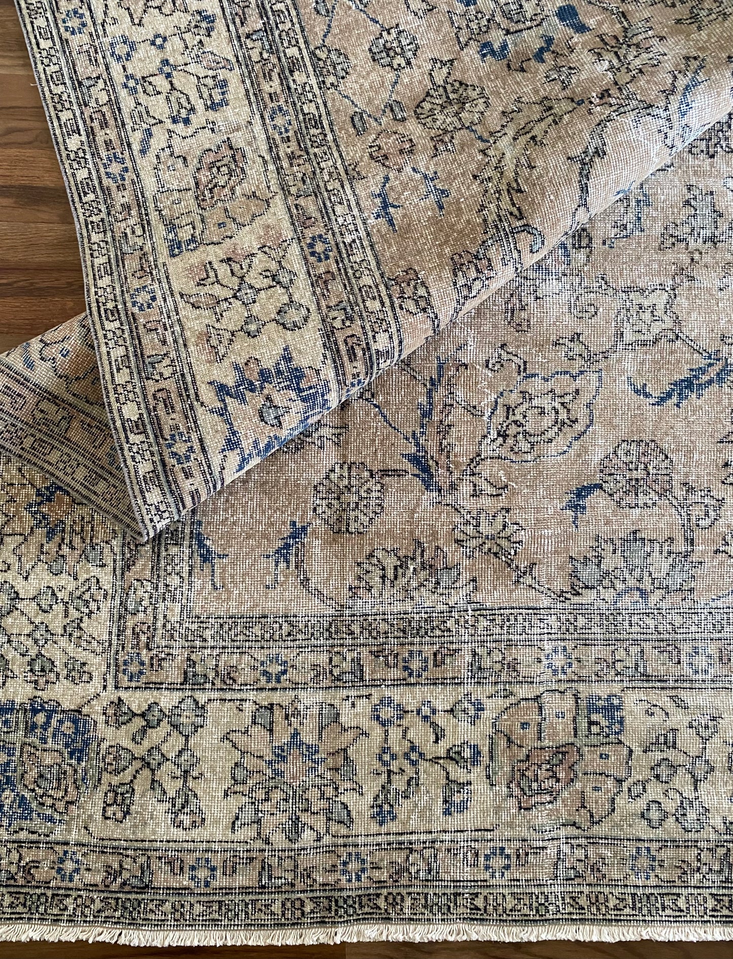 Khloe 8’7.5 x 12’2.5