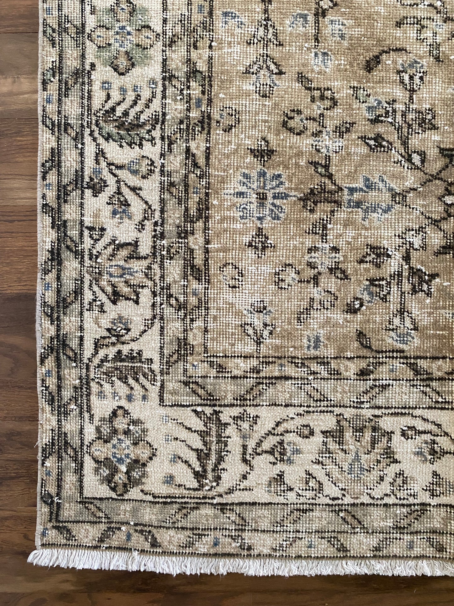 Vintage Turkish Wool Area Rug 7’9”x10’9.5” – Hand-Knotted Neutral Allover Pattern Rug | Hannah