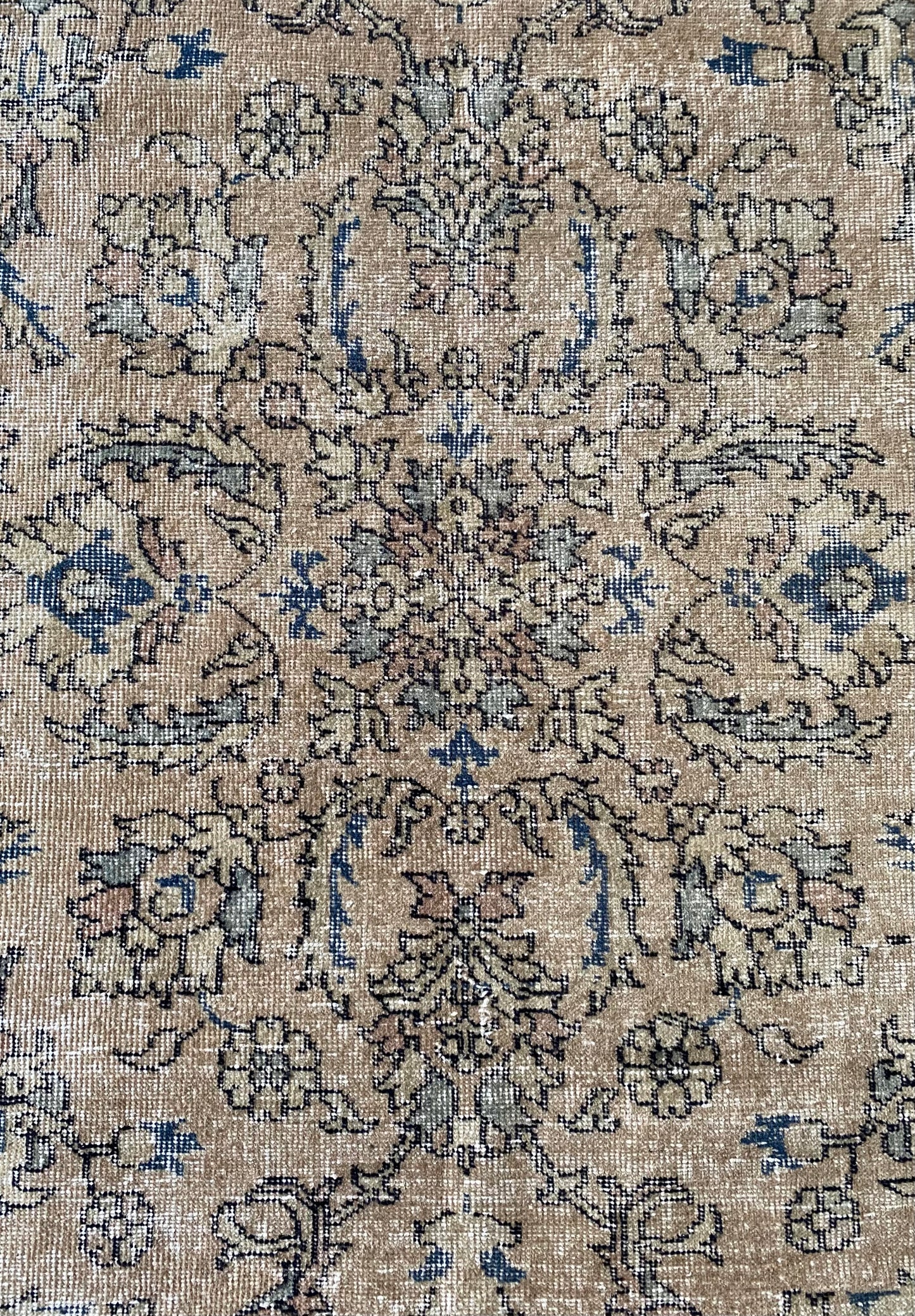 Khloe 8’7.5 x 12’2.5