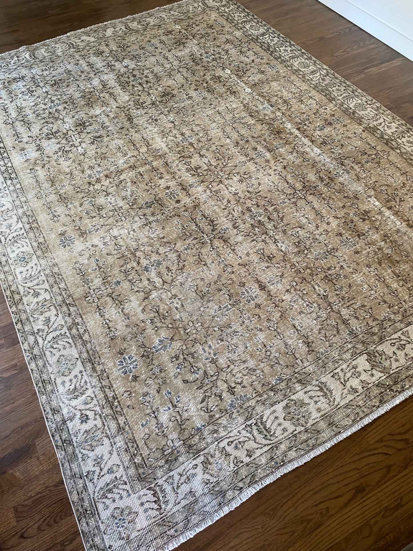 Vintage Turkish Wool Area Rug 7’9”x10’9.5” – Hand-Knotted Neutral Allover Pattern Rug | Hannah