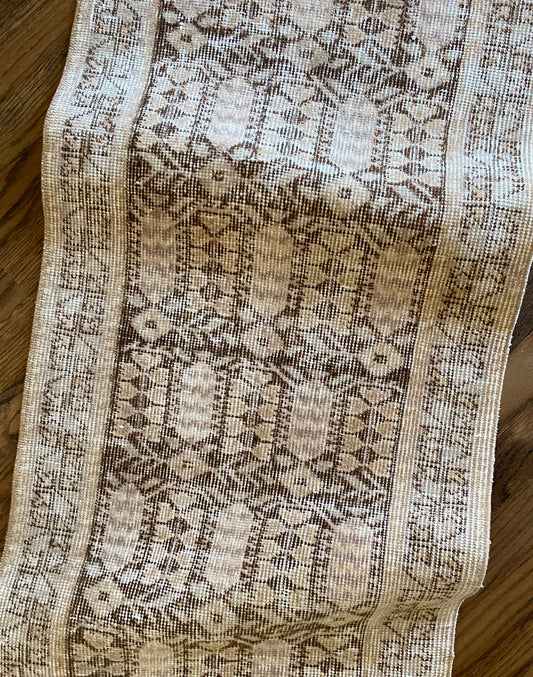 Alessia 1’8 x 4’5.5