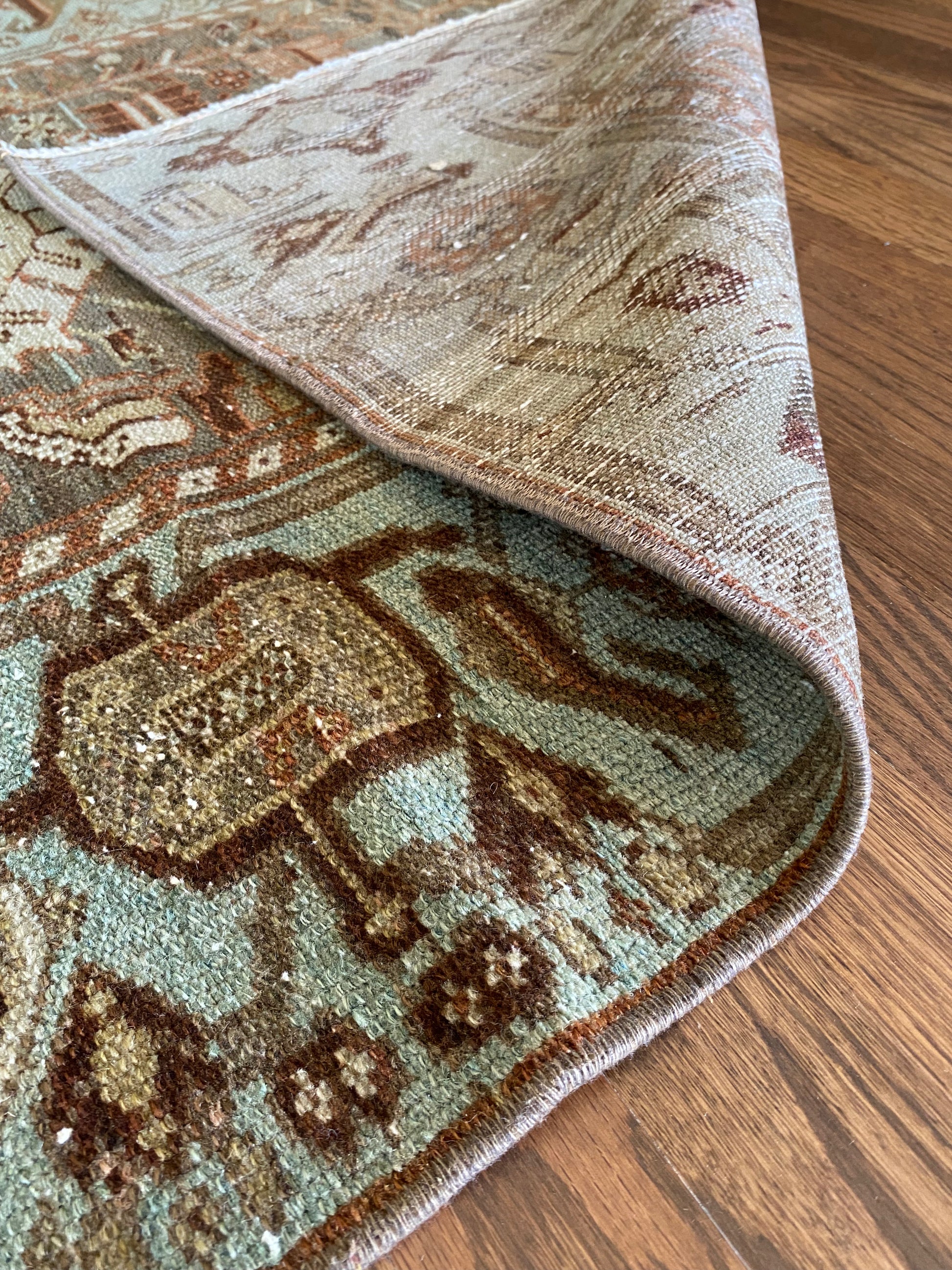 Hand knotted wool runner backing and pile detail