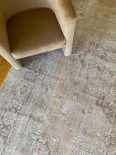 Load image into Gallery viewer, Mindy 9’3 x 13’3 (9 x 13)
