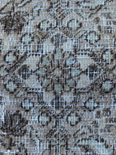 Load image into Gallery viewer, Estelle 6’2 x 6’9
