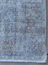 Load image into Gallery viewer, Lisa 6’7 x 10’4
