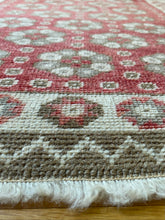 Load image into Gallery viewer, Penelope 2’5 x 18’7.5
