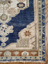 Load image into Gallery viewer, No. 610
