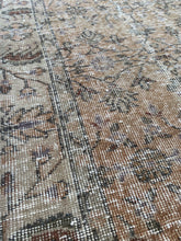 Load image into Gallery viewer, Piper 4’11 x 8’6
