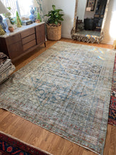 Load image into Gallery viewer, Elise 6’11 x 11 (7 x 11)
