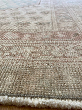Load image into Gallery viewer, Madison 4 x 7’3
