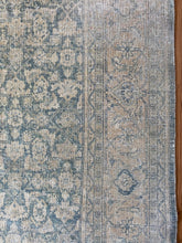 Load image into Gallery viewer, Wren 9’7.5 x 12’9 (10 x 13)
