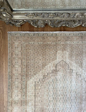 Load image into Gallery viewer, Sarah 3’8 x 4’8
