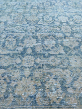 Load image into Gallery viewer, Wren 9’7.5 x 12’9 (10 x 13)
